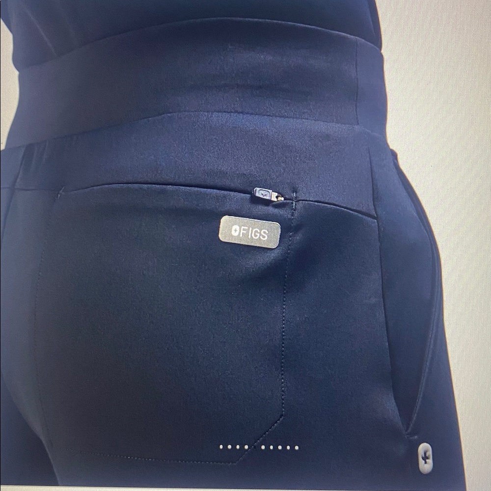 High Waisted Salina FORMx Wide Leg Scrub Pants - Picture 5 of 9